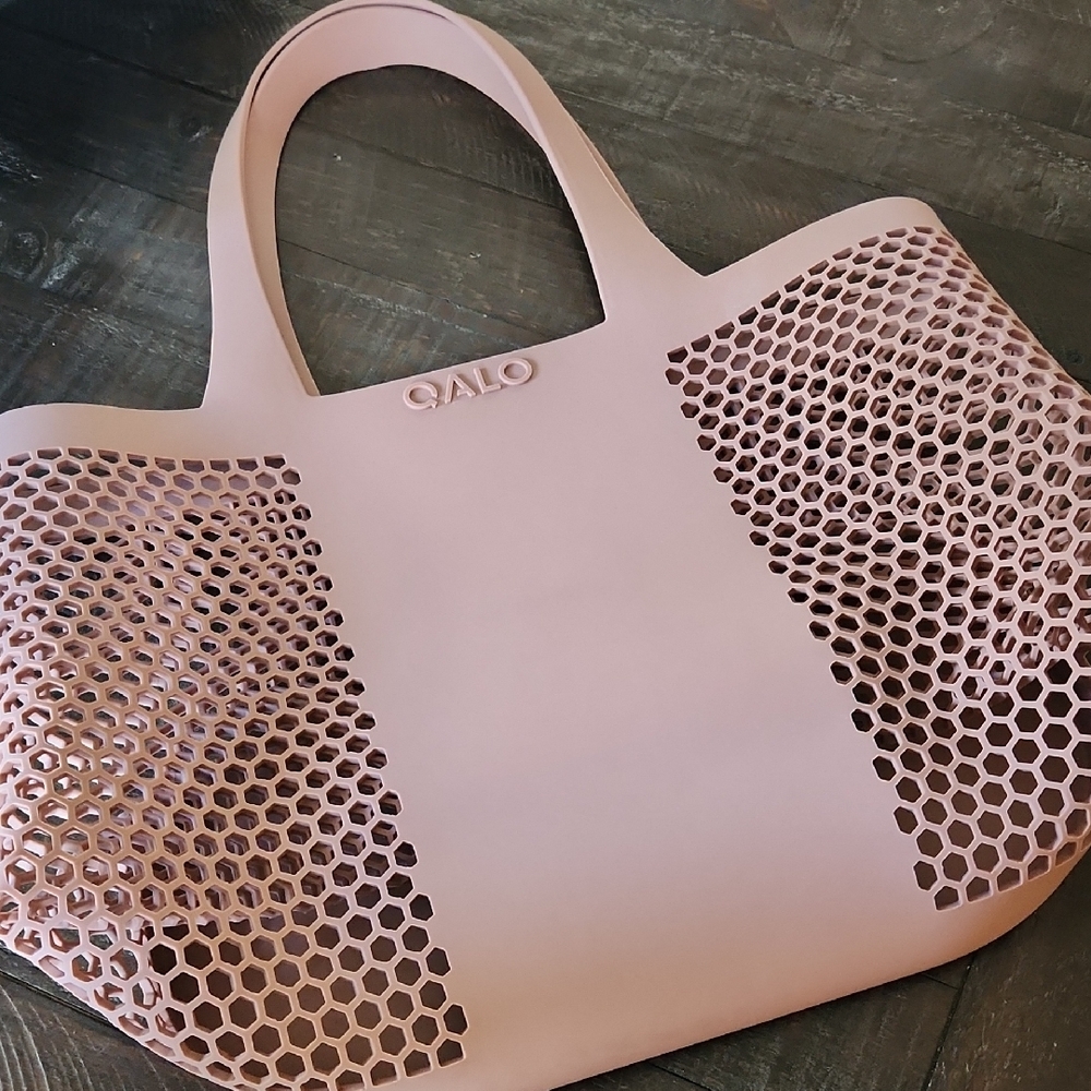 Qalo Zephyr Silicone Tote